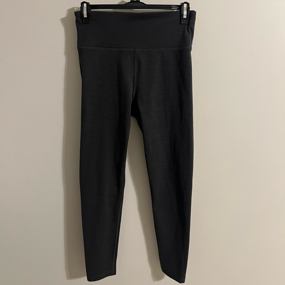 American Eagle The Everything Leggings 7/8 length Medium Regular Black